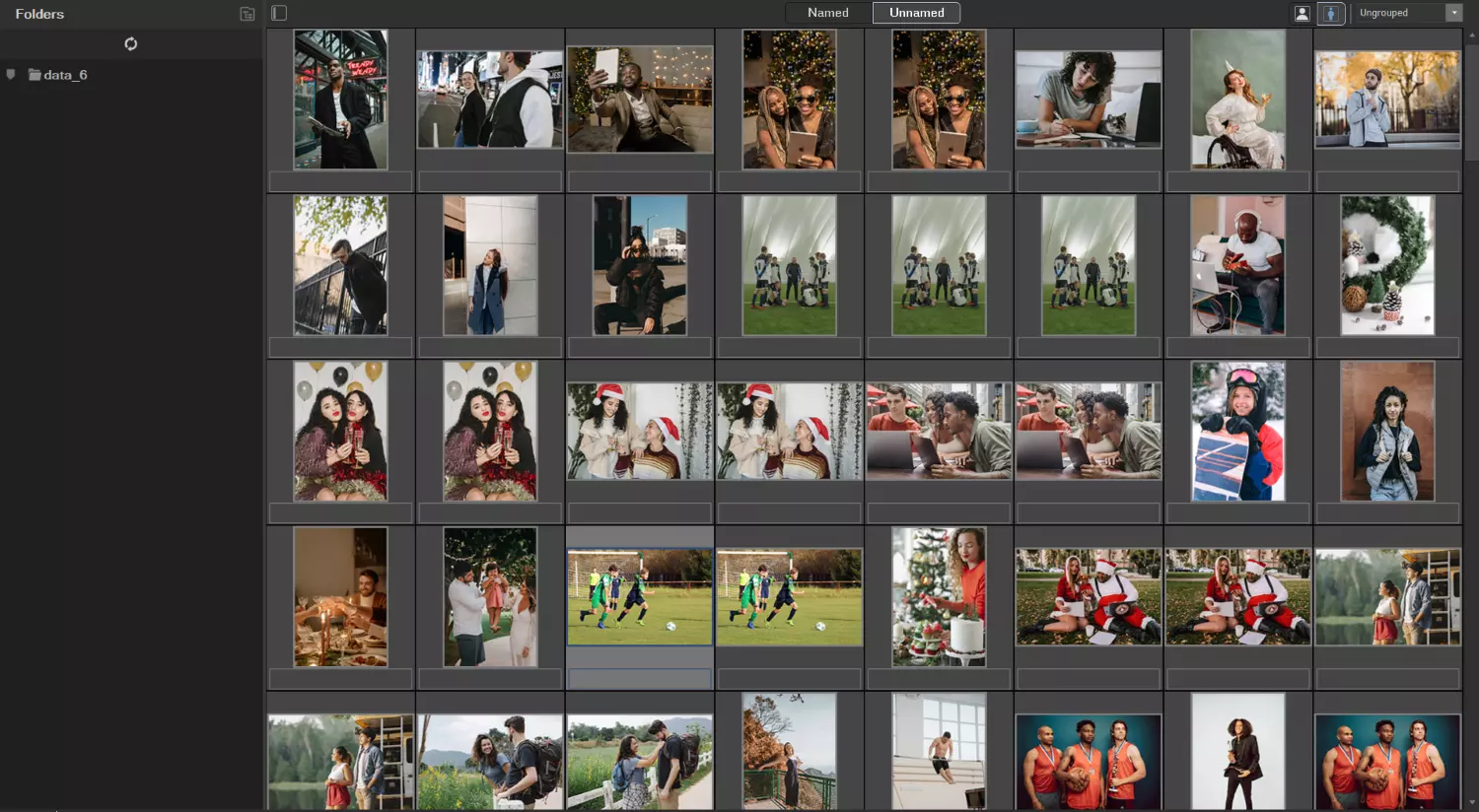 ACDSee Photo Studio main photo-management grid